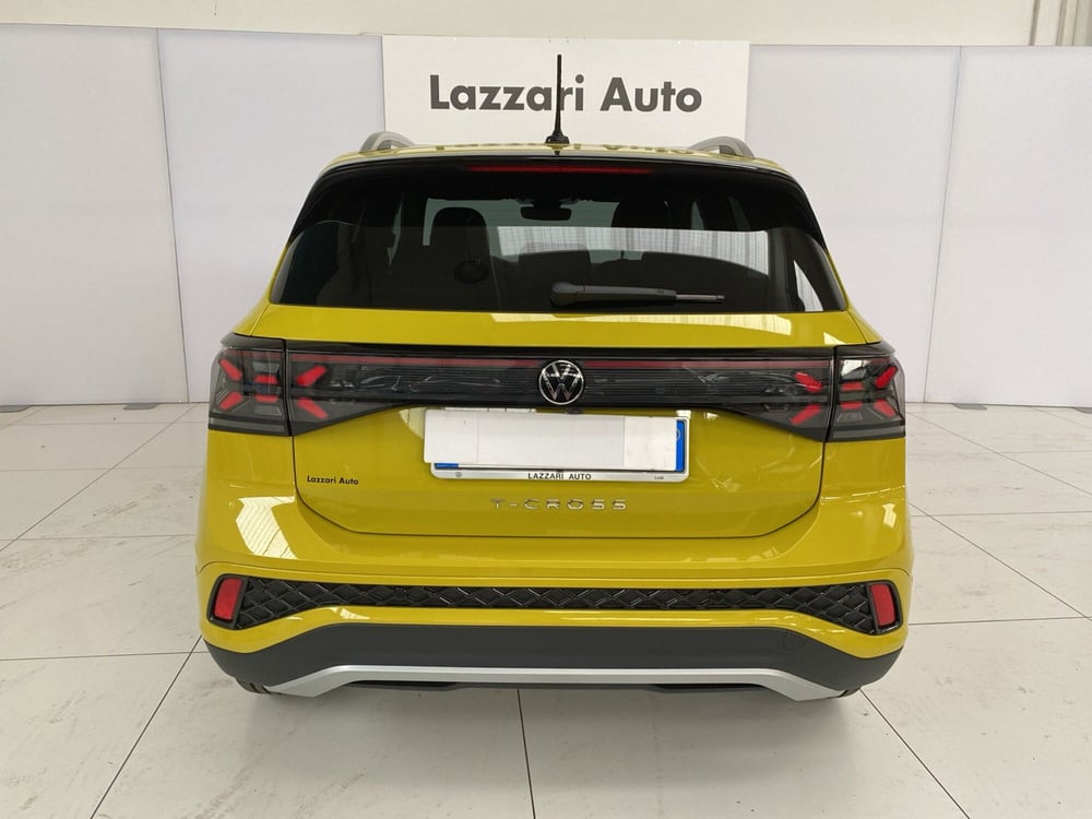 Volkswagen T-Cross nuova a Lodi (5)