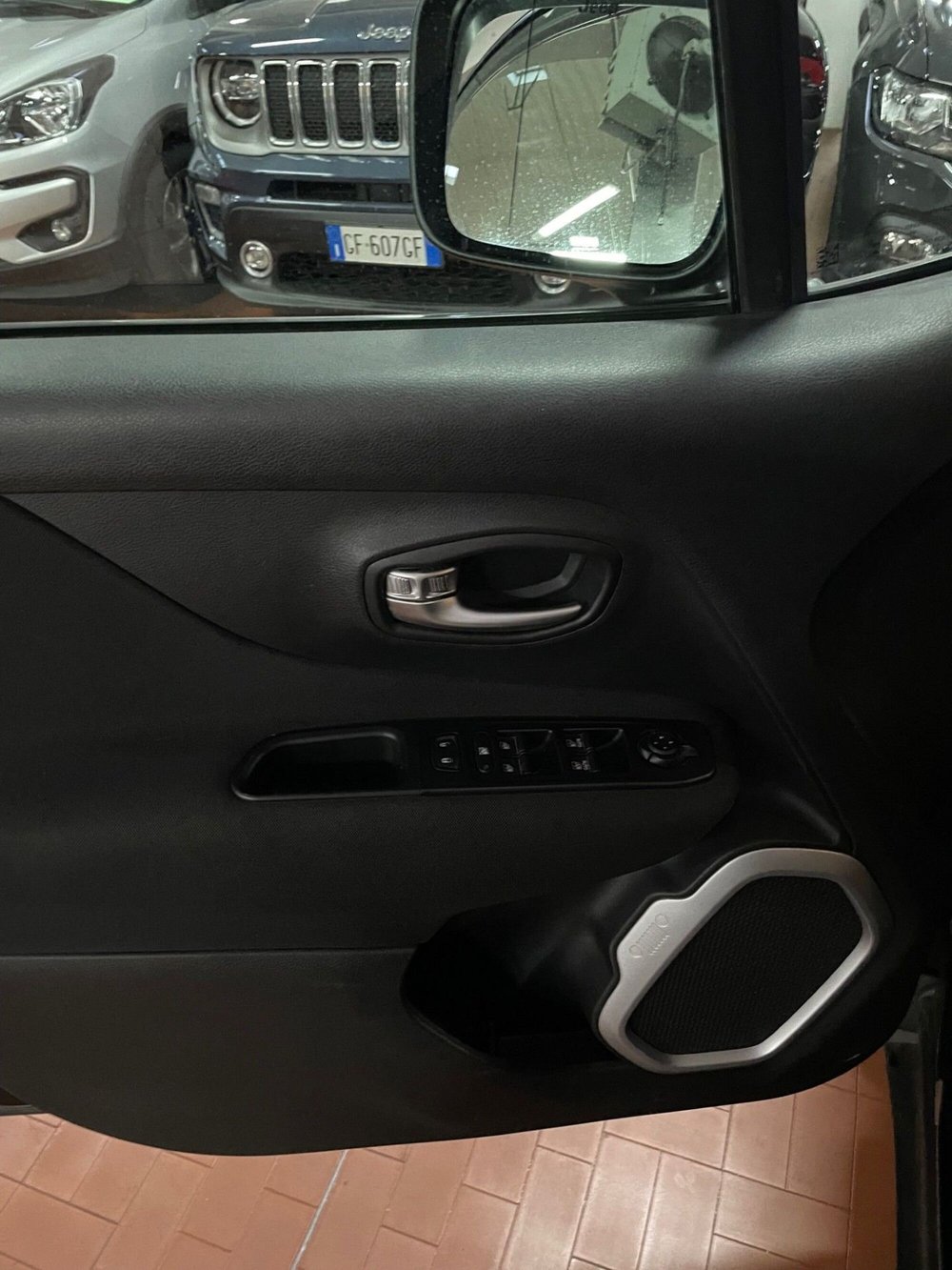 Jeep Renegade usata a Lucca (8)