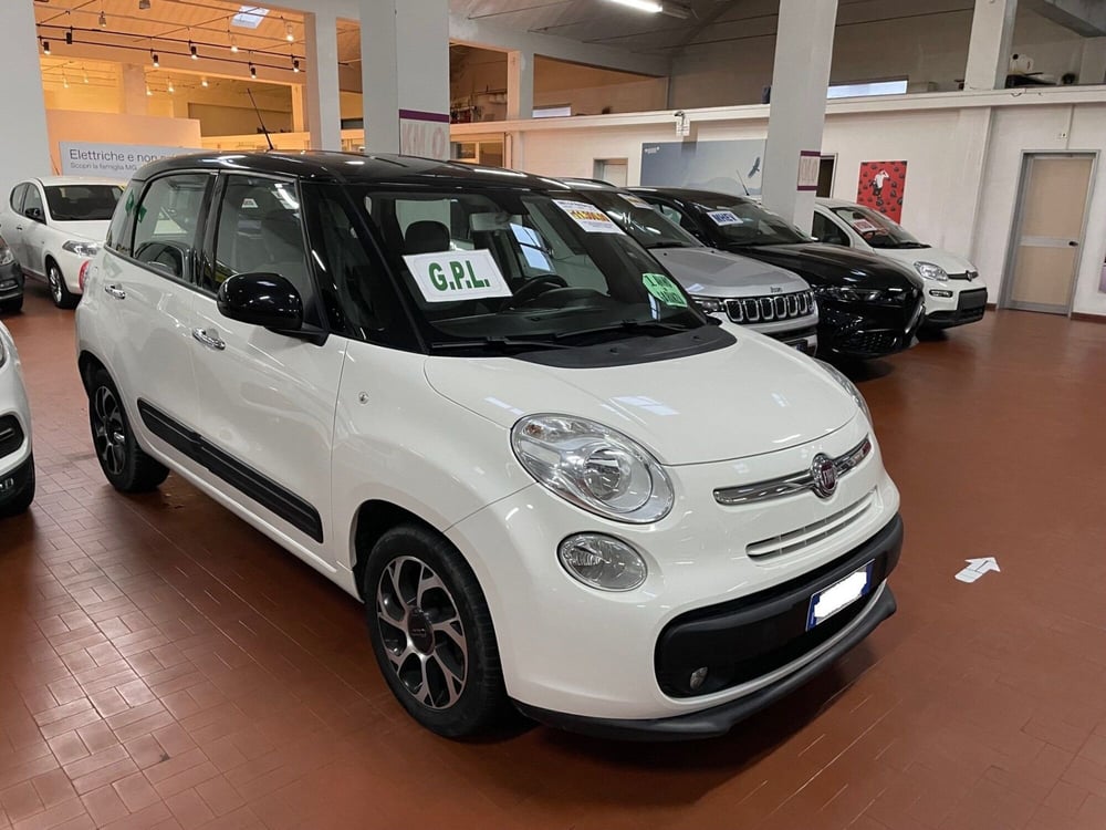 Fiat 500L usata a Lucca (3)