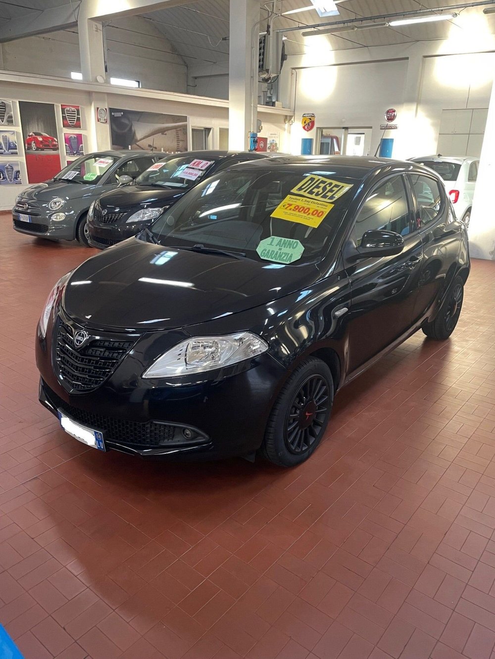 Lancia Ypsilon usata a Lucca