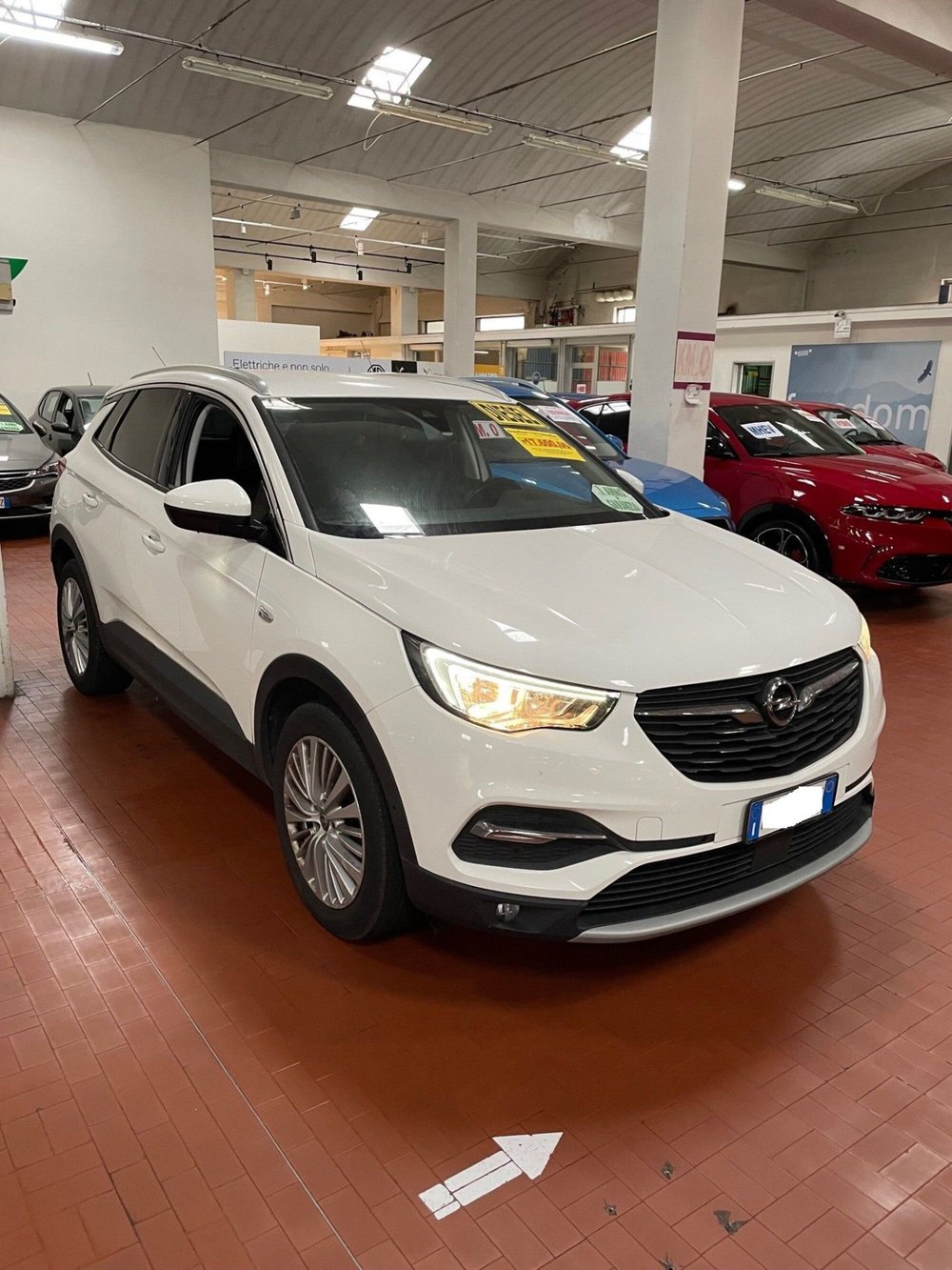 Opel Grandland X usata a Lucca (3)