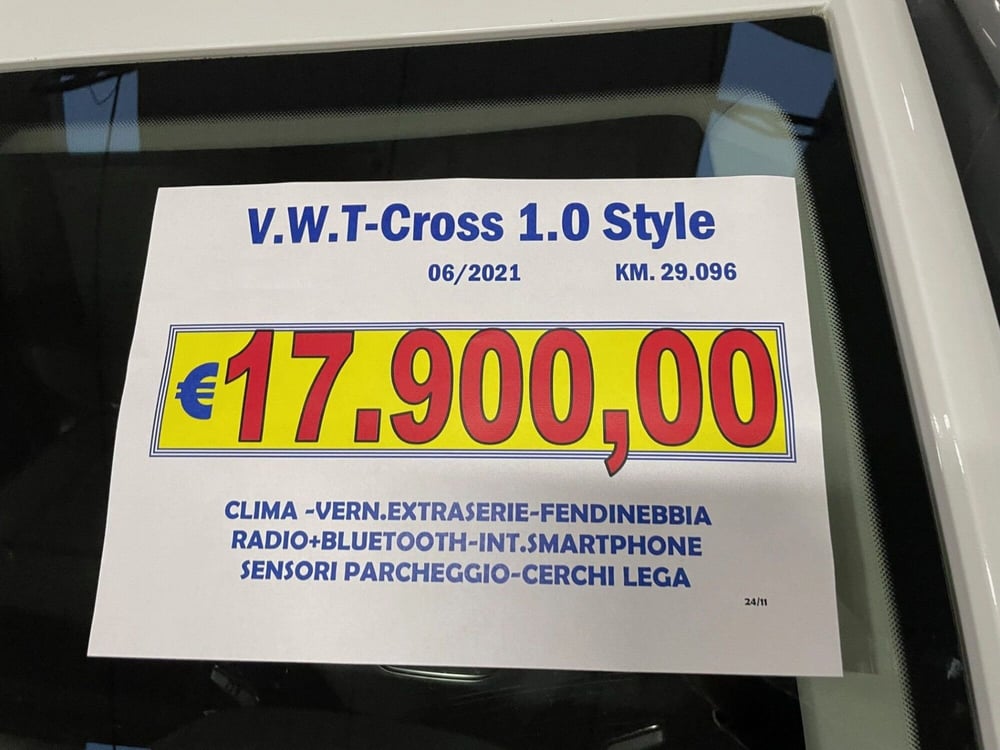 Volkswagen T-Cross usata a Lucca (14)