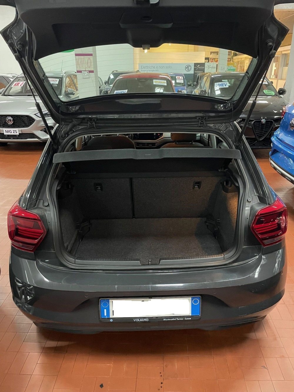 Volkswagen Polo usata a Lucca (8)