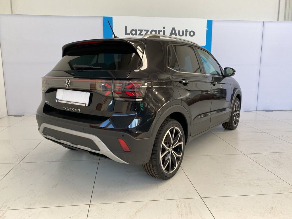 Volkswagen T-Cross nuova a Lodi (4)