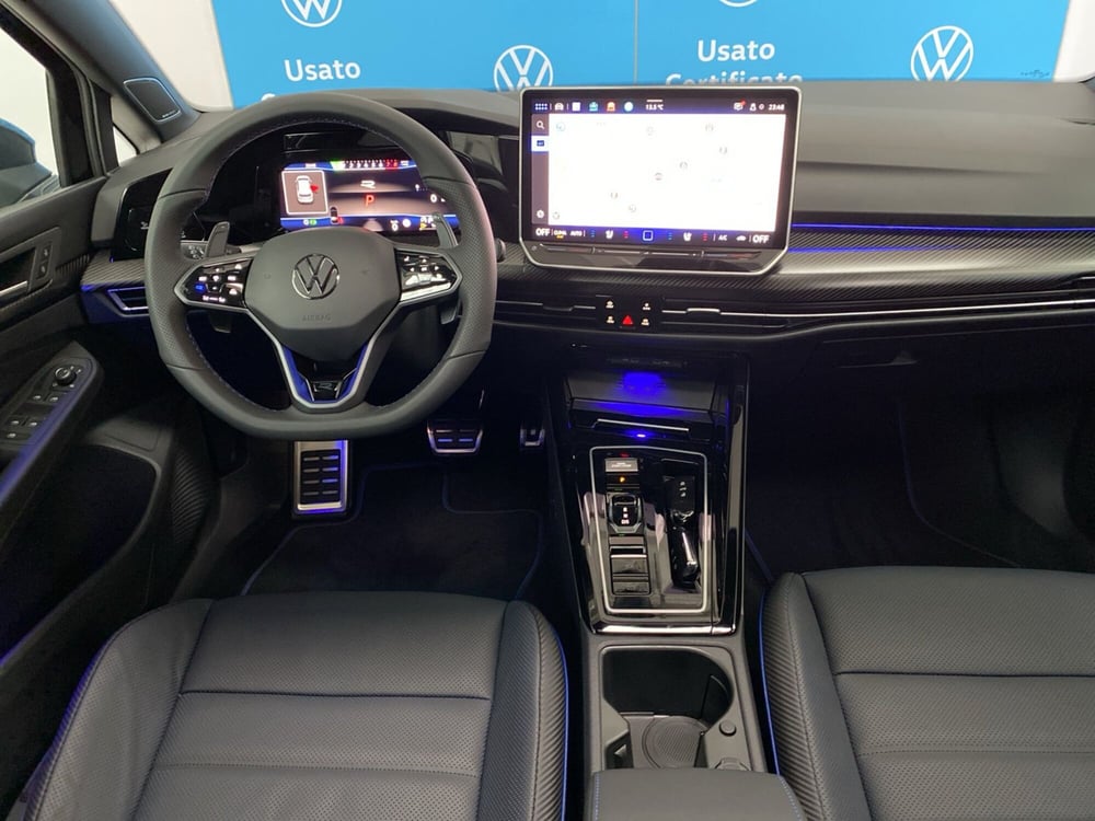 Volkswagen Golf nuova a Lodi (9)