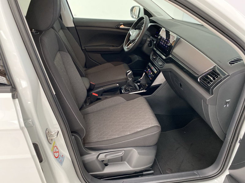 Volkswagen T-Cross nuova a Lodi (6)