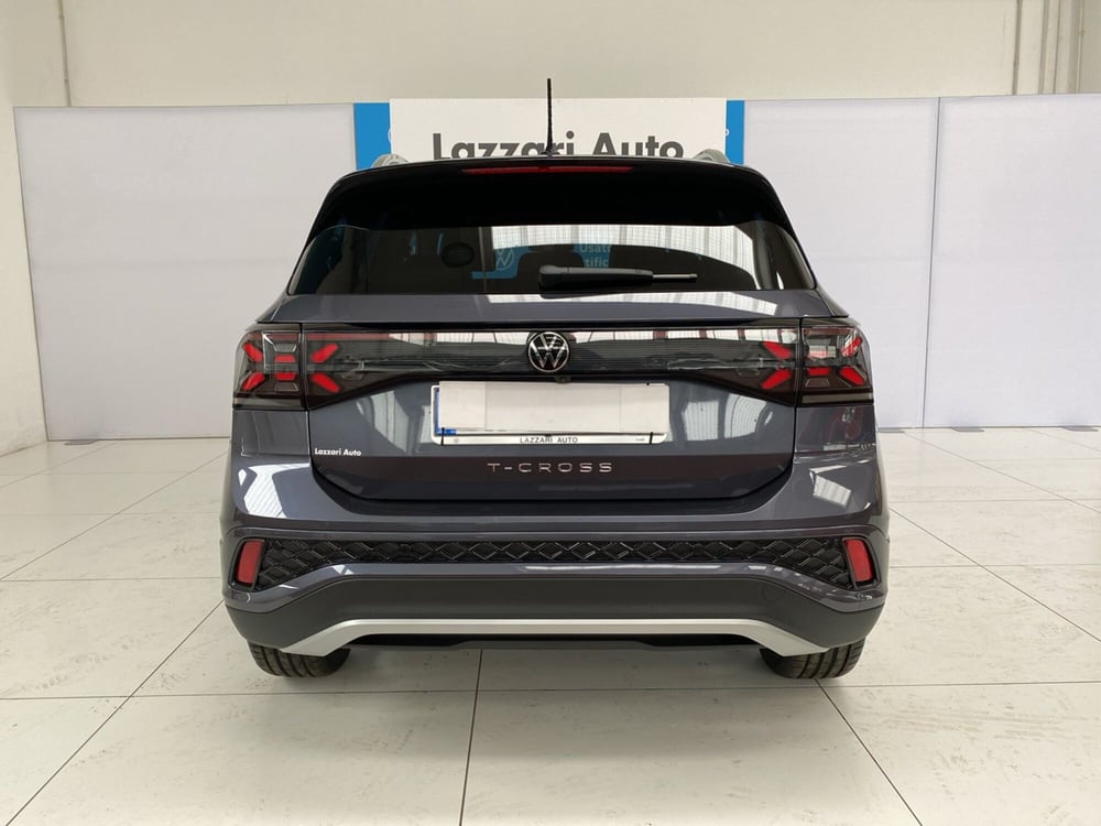 Volkswagen T-Cross nuova a Lodi (5)