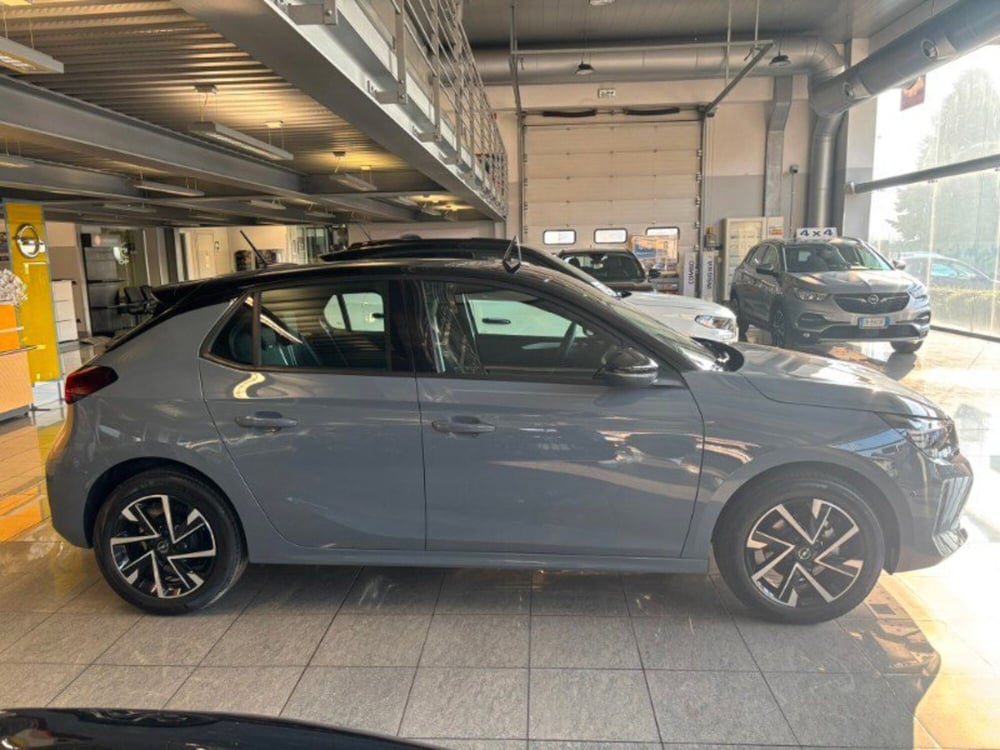 Opel Corsa nuova a Lecco (4)