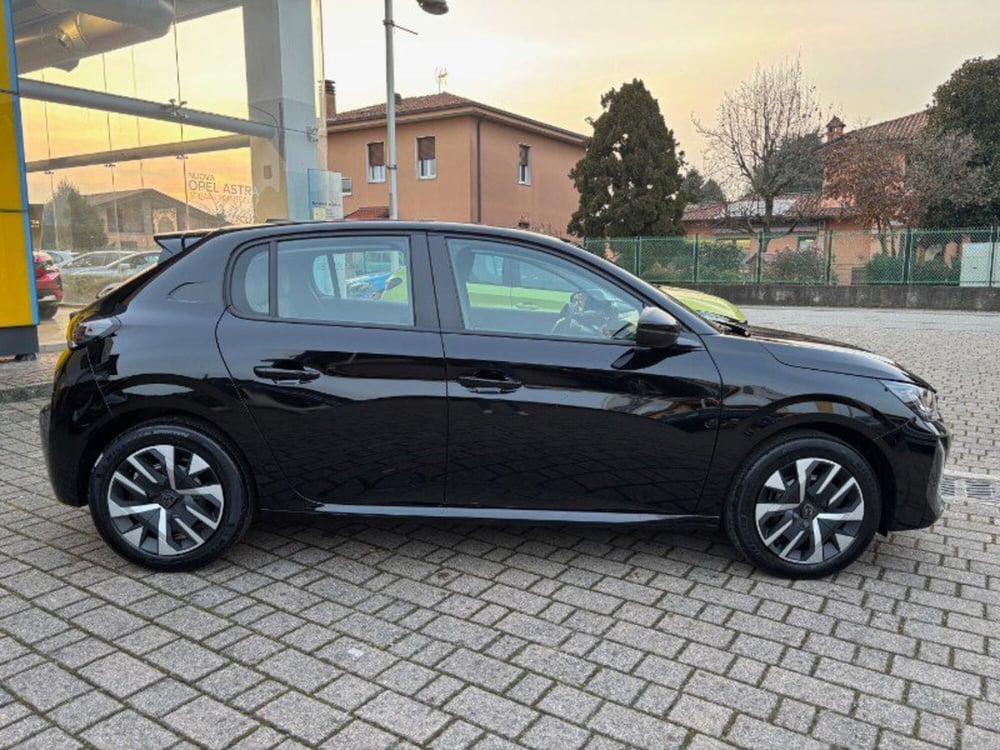 Peugeot 208 nuova a Lecco (4)