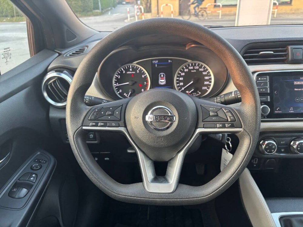 Nissan Micra usata a Lecco (13)