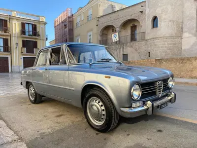 Alfa Romeo Giulia 2.0 Turbo 200 CV AT8 Super del 1971 usata a Foggia