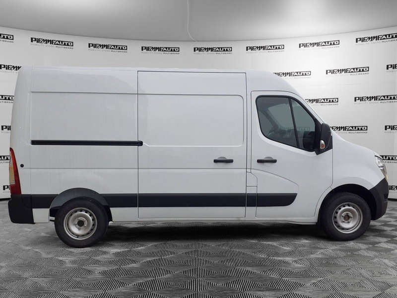 Nissan Interstar Furgone nuova a Parma (6)