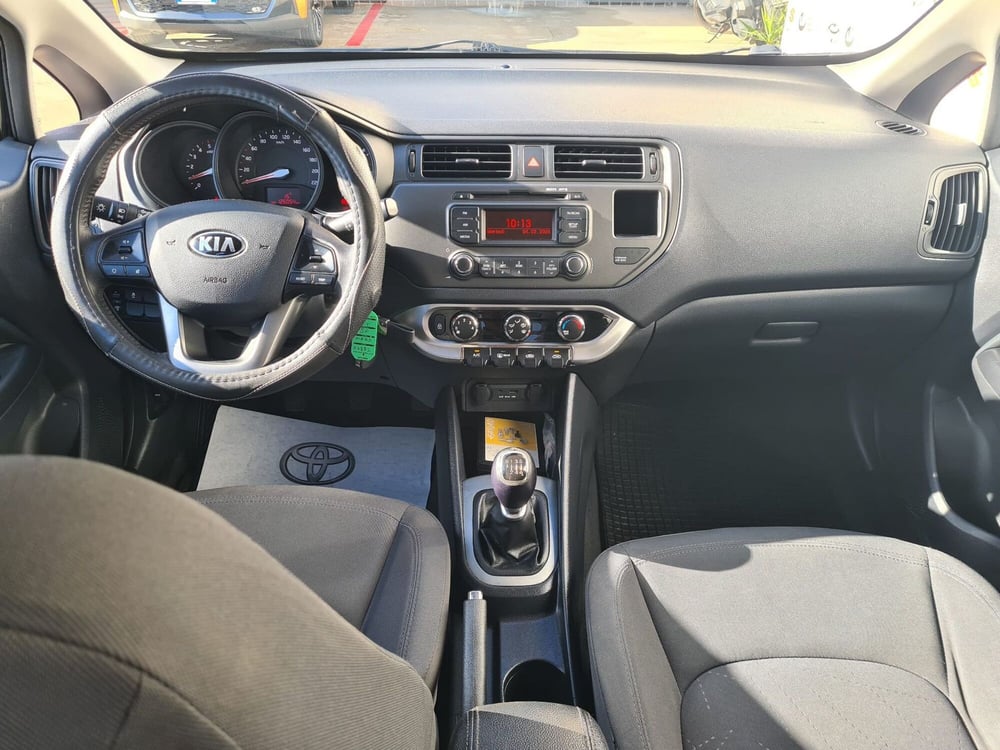 Kia Rio usata a Cagliari (6)