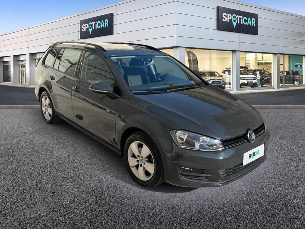 Volkswagen Golf Variant usata a Foggia