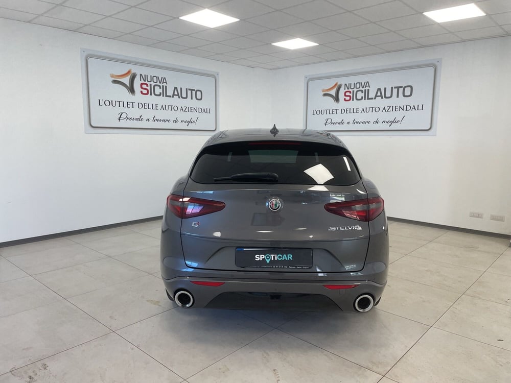 Alfa Romeo Stelvio usata a Palermo (19)