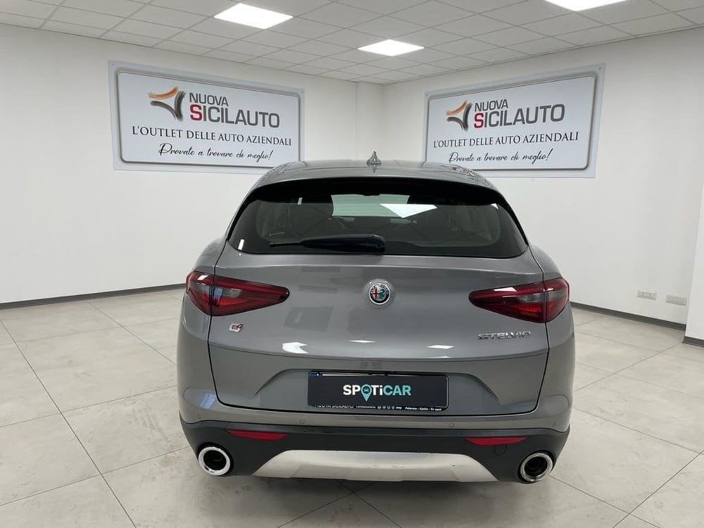 Alfa Romeo Stelvio usata a Palermo (7)