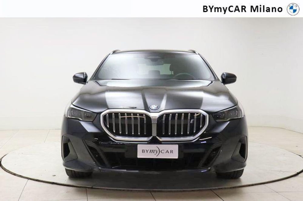 BMW i5 Touring usata a Milano (5)