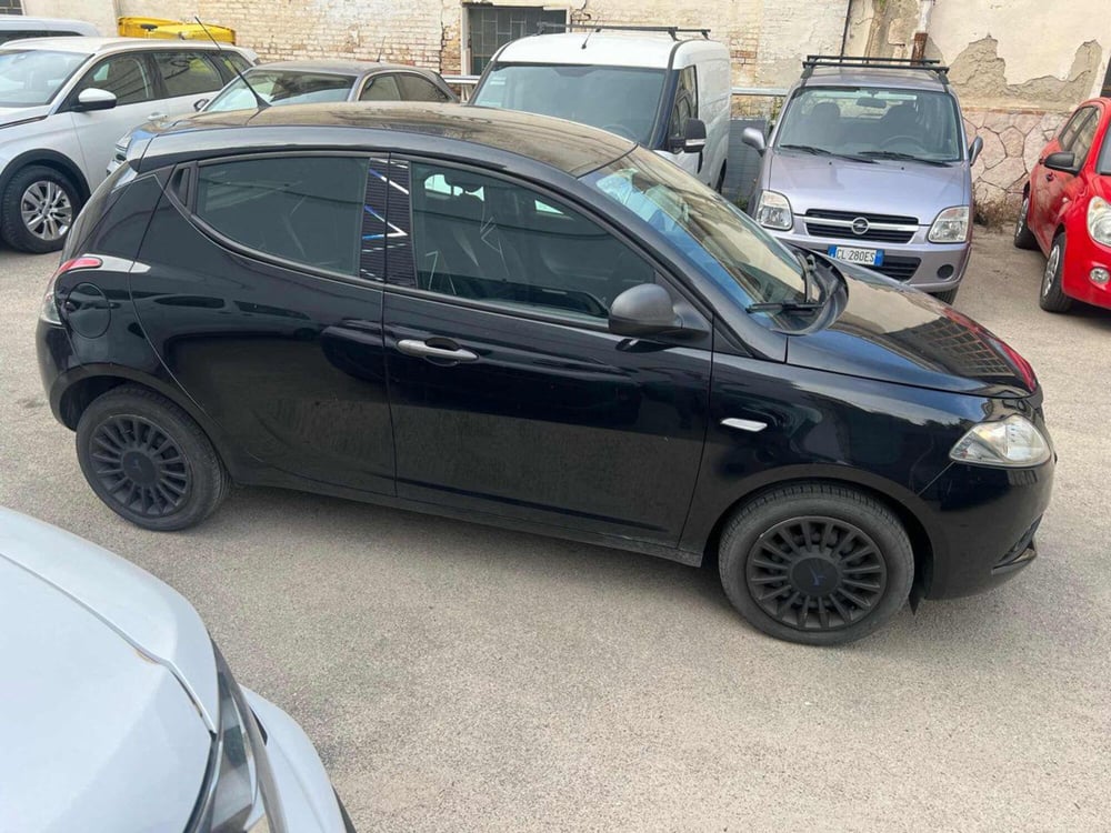 Lancia Ypsilon usata a Foggia (6)