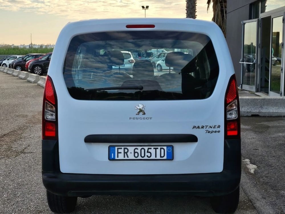 Peugeot Partner usata a Foggia (4)