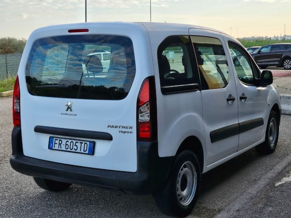 Peugeot Partner usata a Foggia (6)