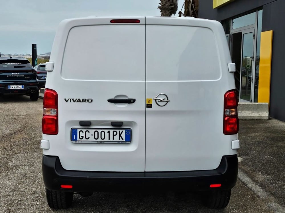 Opel Vivaro Furgone usata a Foggia (4)