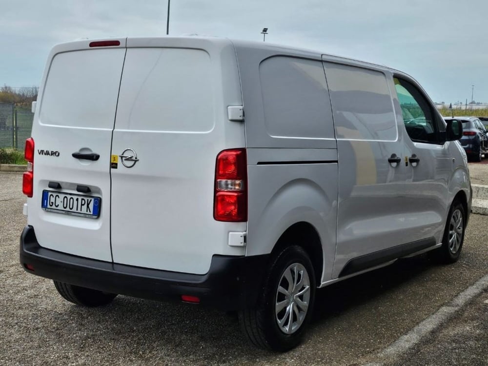 Opel Vivaro Furgone usata a Foggia (6)