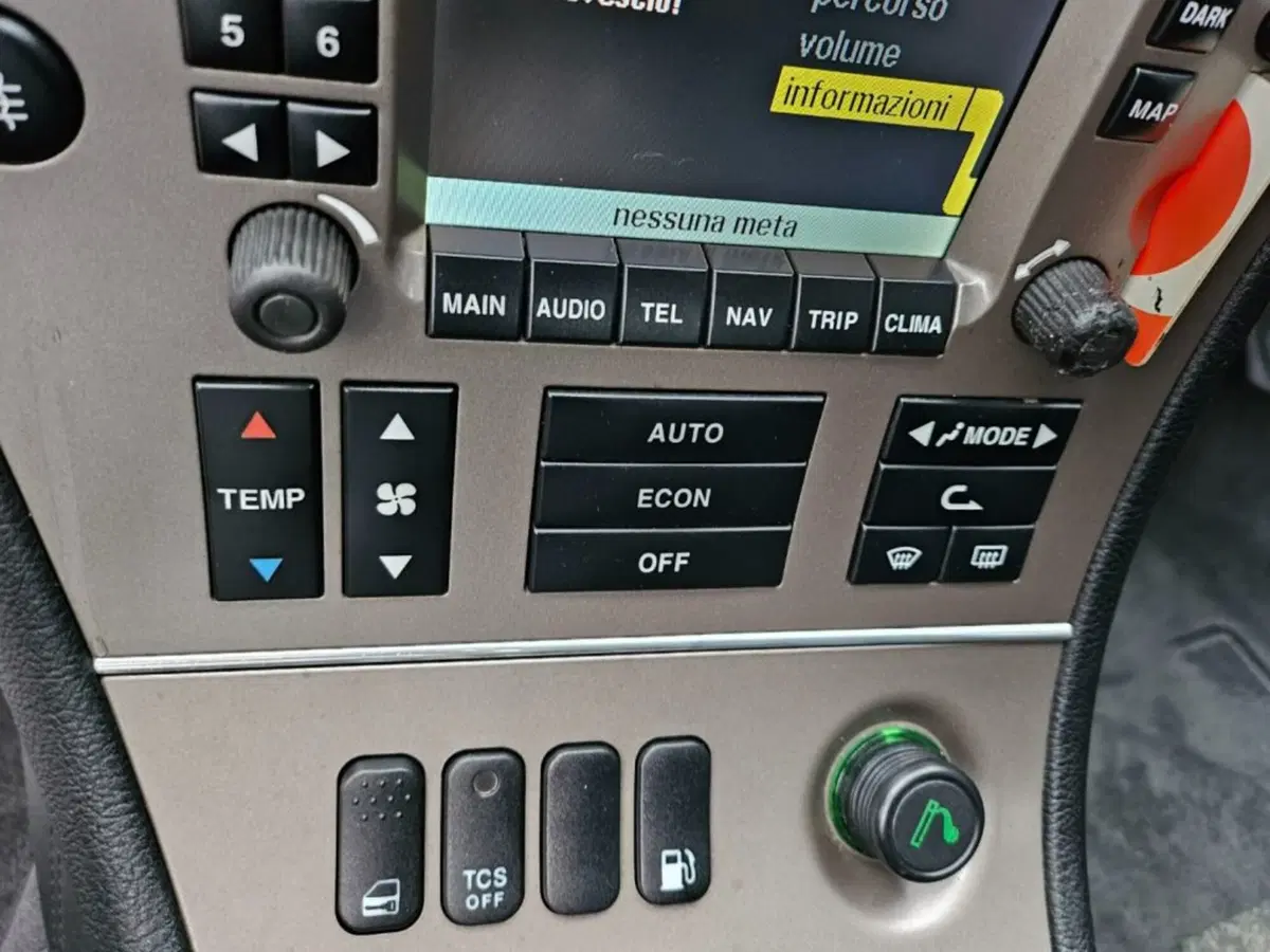 Alfa Romeo 166 usata a Foggia (15)