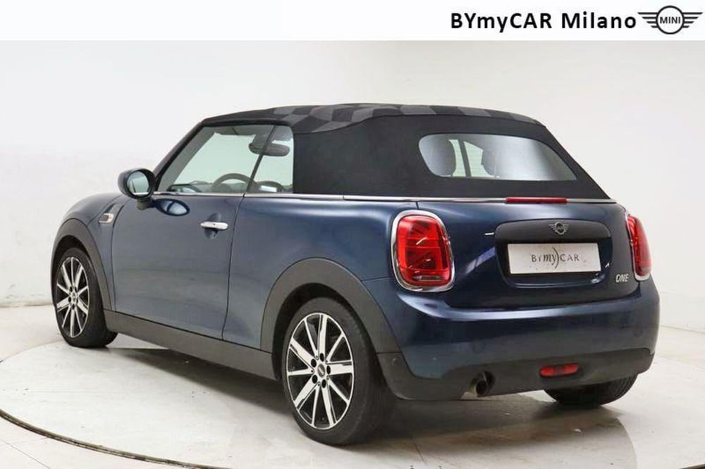 MINI Mini Cabrio usata a Milano (11)