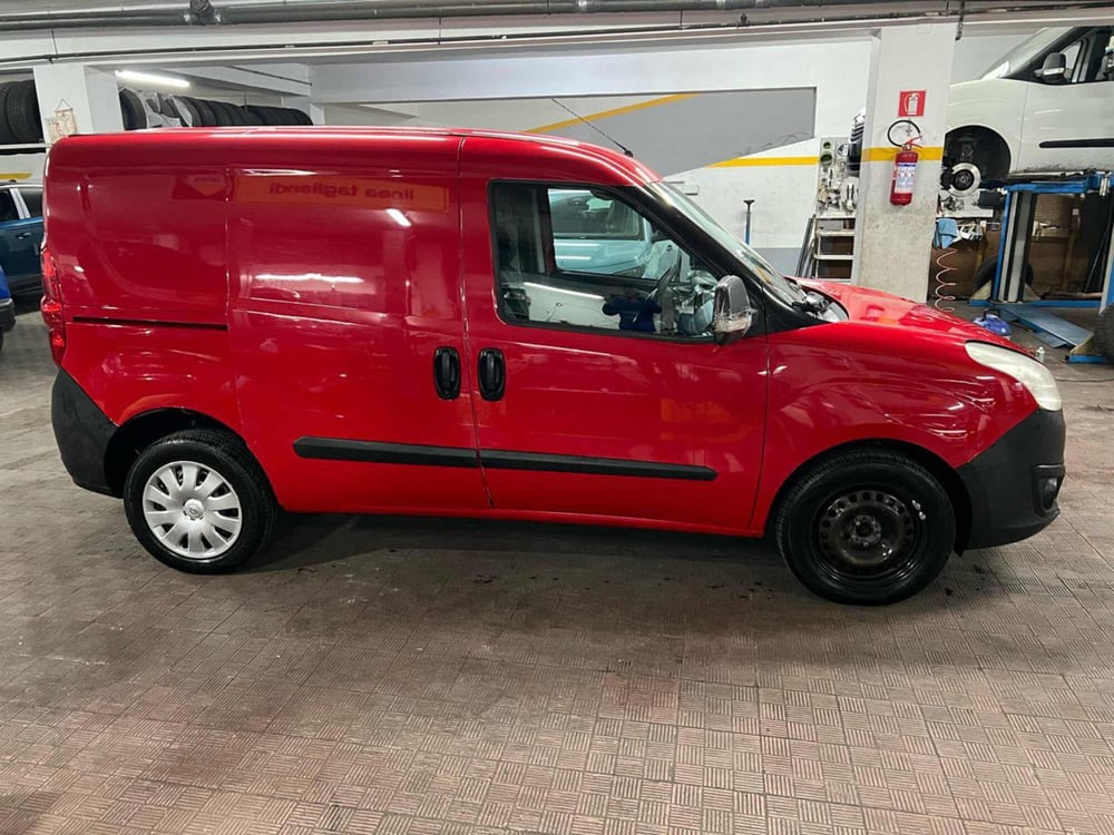 Opel Combo usata a Foggia (6)