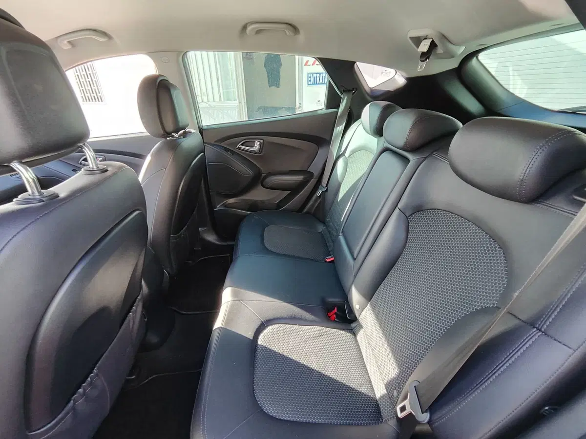 Hyundai ix35 usata a Foggia (9)