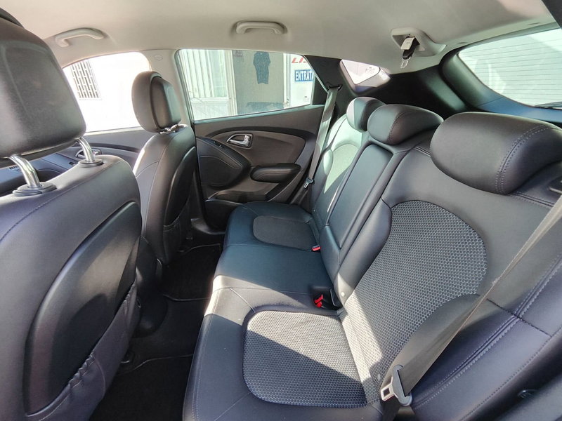 Hyundai ix35 usata a Foggia (9)