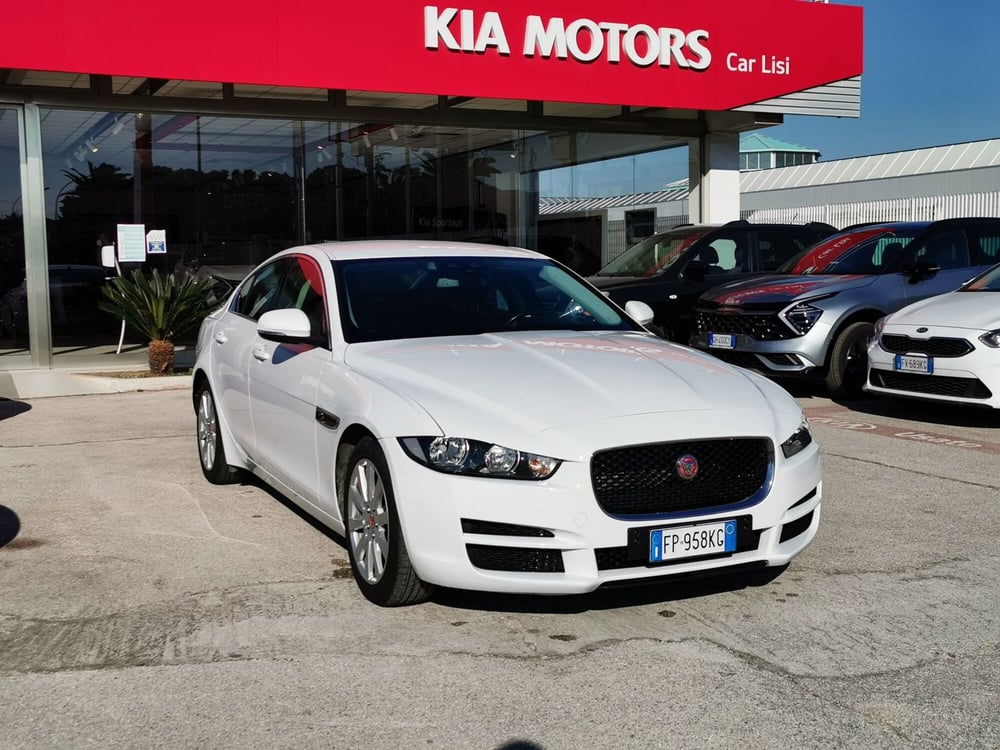 Jaguar XE usata a Foggia