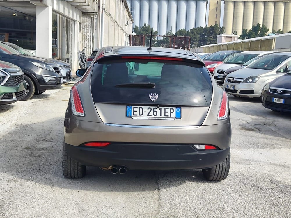 Lancia Delta usata a Foggia (6)