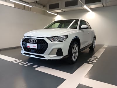 Audi A1 allstreet allstreet 30 TFSI S tronic Identity Contrast  del 2024 usata a Carpi