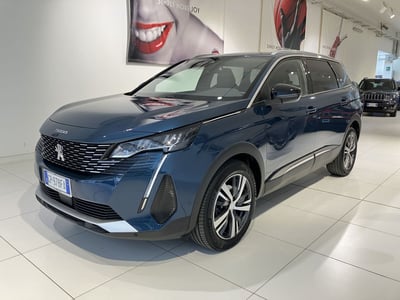 Peugeot 5008 1.5 bluehdi Allure Pack s&amp;s 130cv eat8 MY20 del 2023 usata a Fornovo di Taro