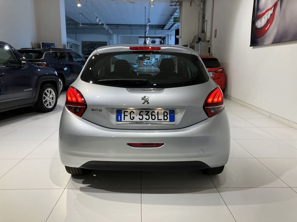 Peugeot 208 usata a Parma (5)