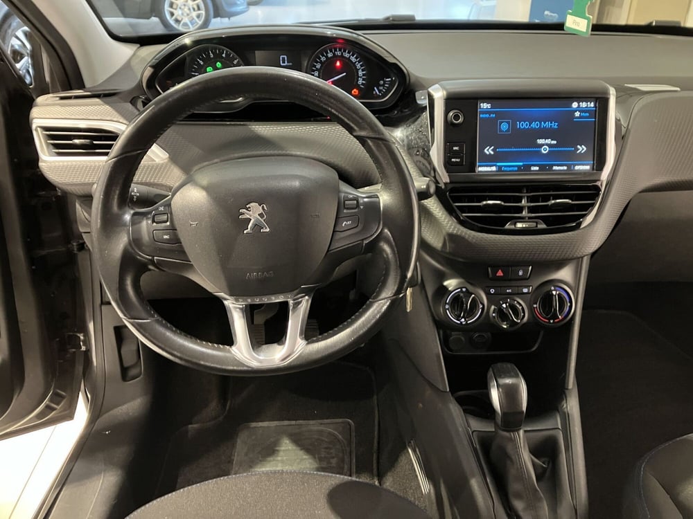 Peugeot 208 usata a Parma (8)