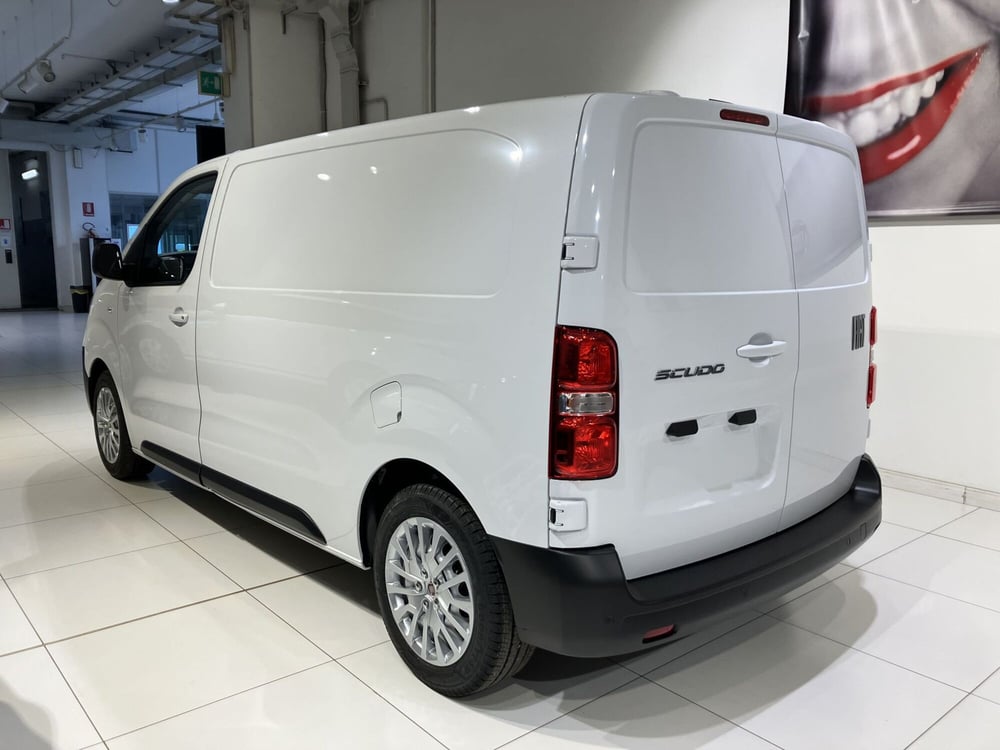 Fiat Scudo Furgone nuova a Parma (4)