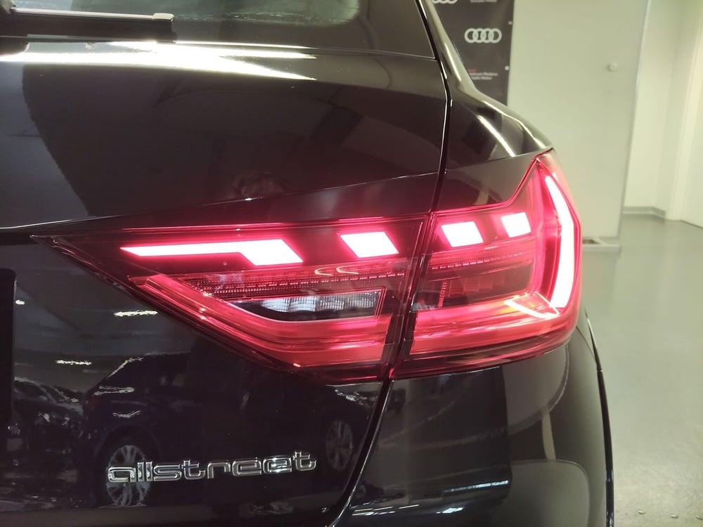 Audi A1 allstreet usata a Modena (17)