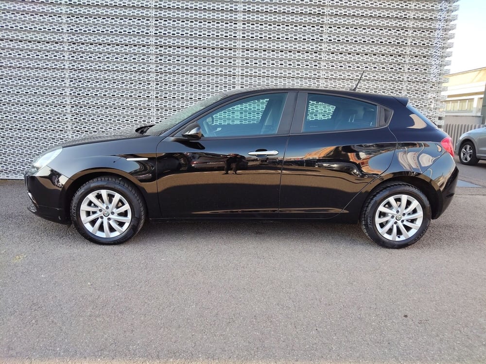 Alfa Romeo Giulietta usata a Modena (3)