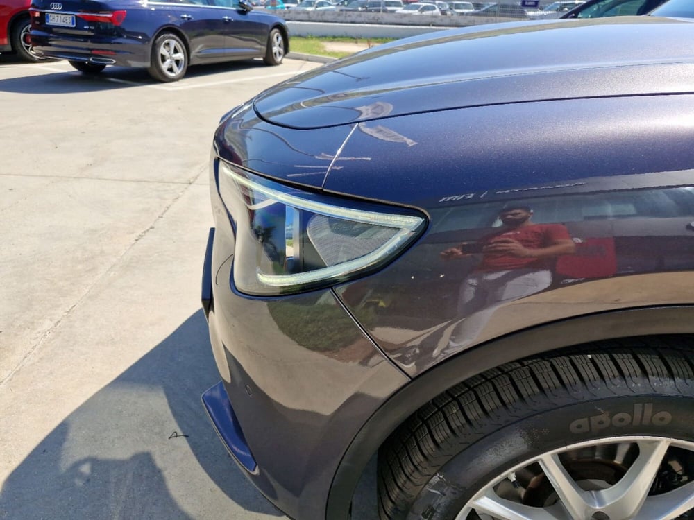 Alfa Romeo Stelvio usata a Cosenza (12)