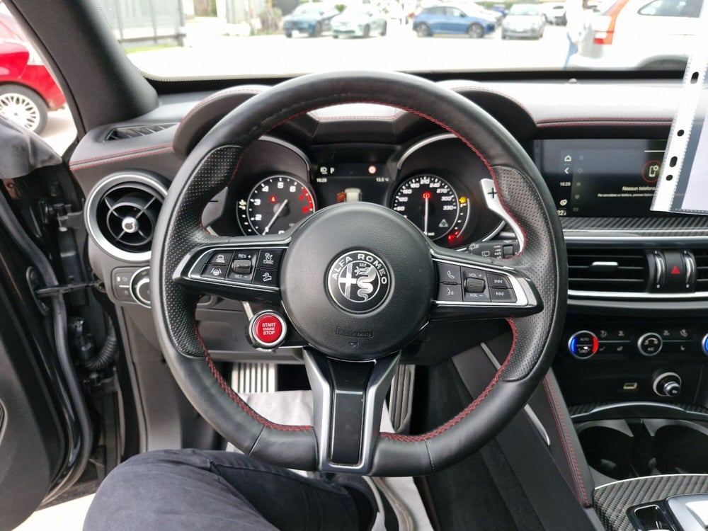 Alfa Romeo Stelvio usata a Cosenza (20)