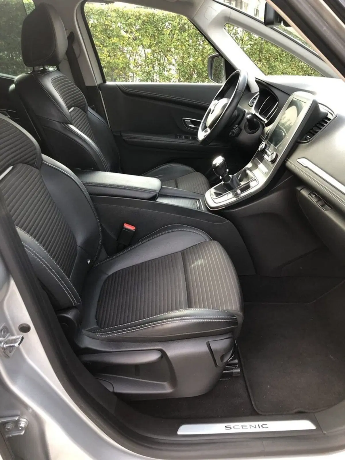 Renault Grand Scénic usata a Frosinone (9)