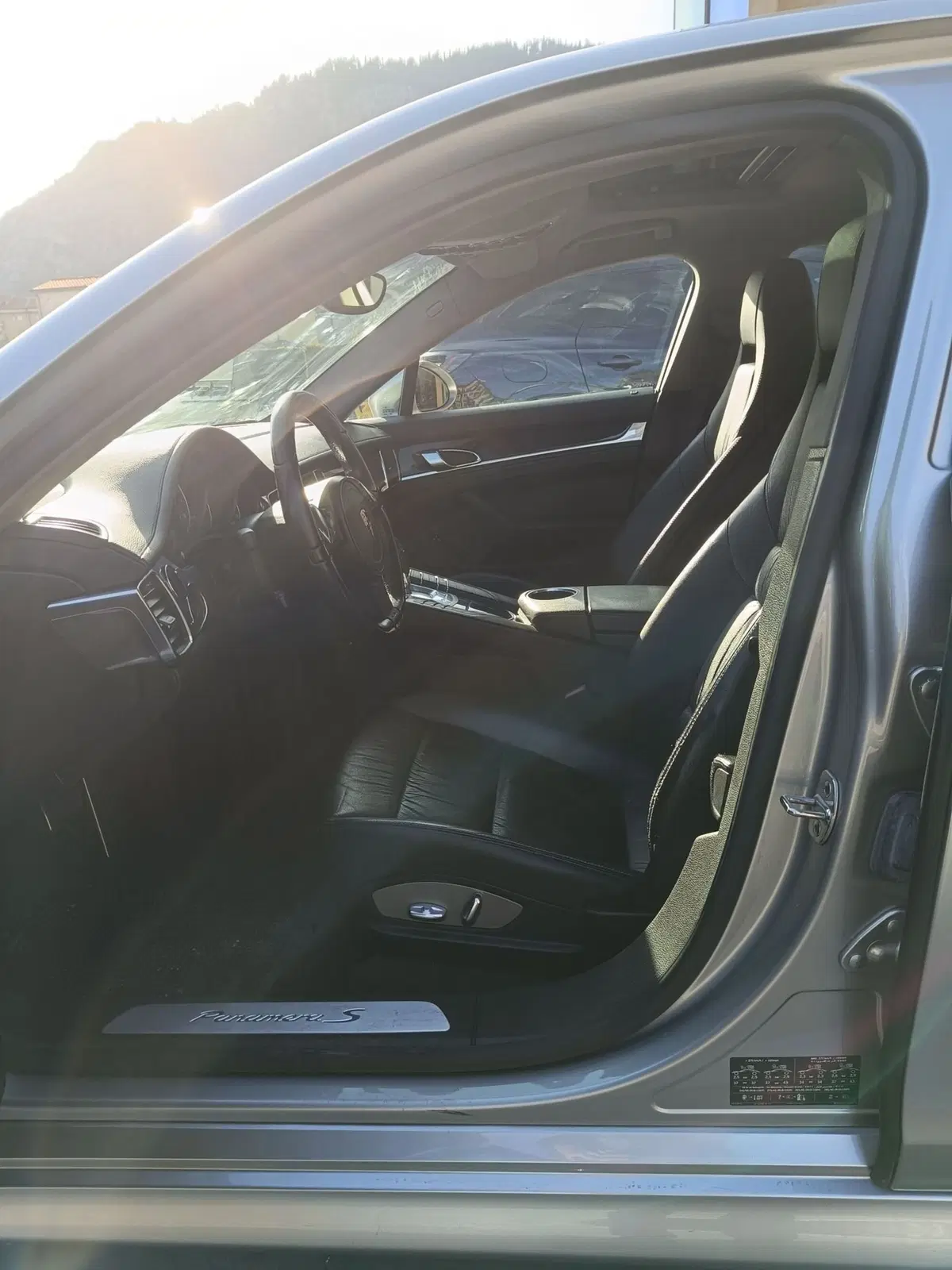 Porsche Panamera usata a Frosinone (10)