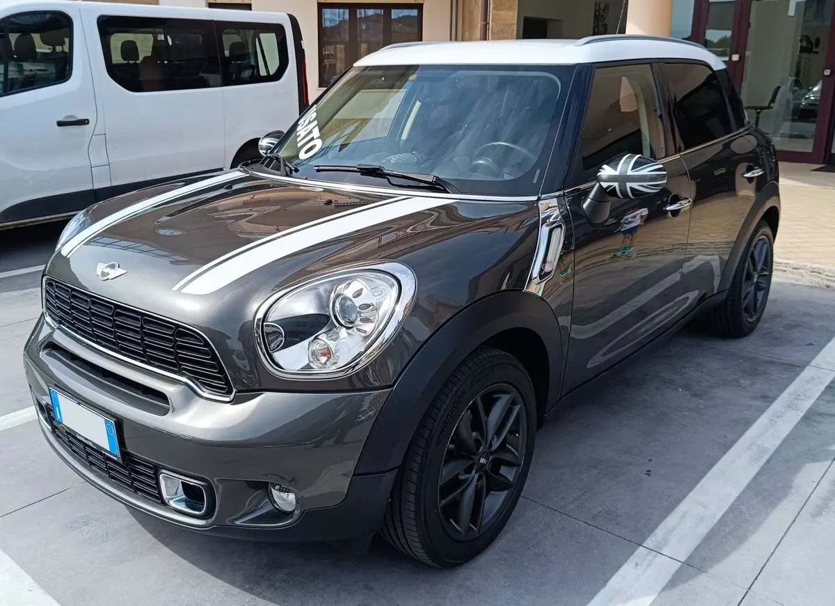 MINI Mini Countryman usata a Frosinone (2)