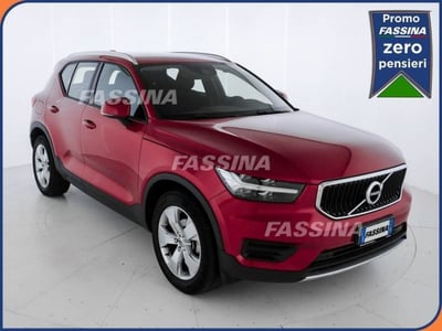 Volvo XC40 T3 Momentum Pro  del 2020 usata a Milano