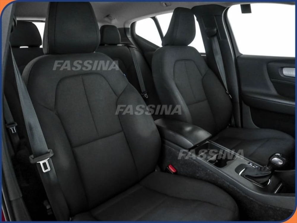 Volvo XC40 usata a Milano (13)