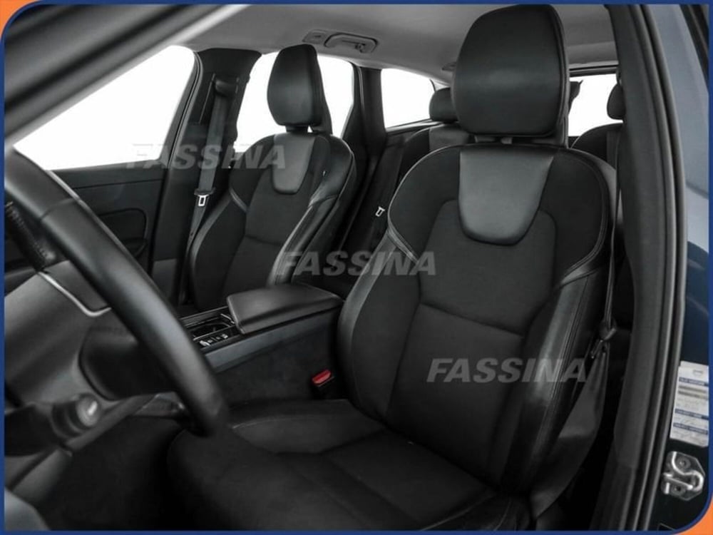 Volvo XC60 usata a Milano (8)