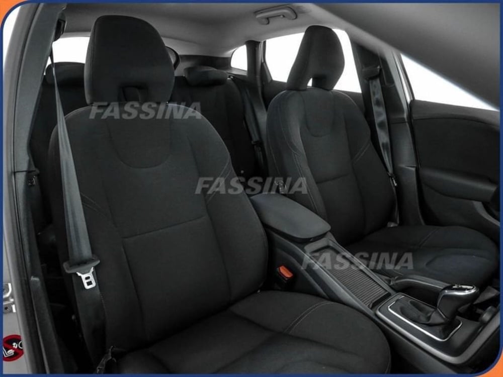 Volvo V40 usata a Milano (13)