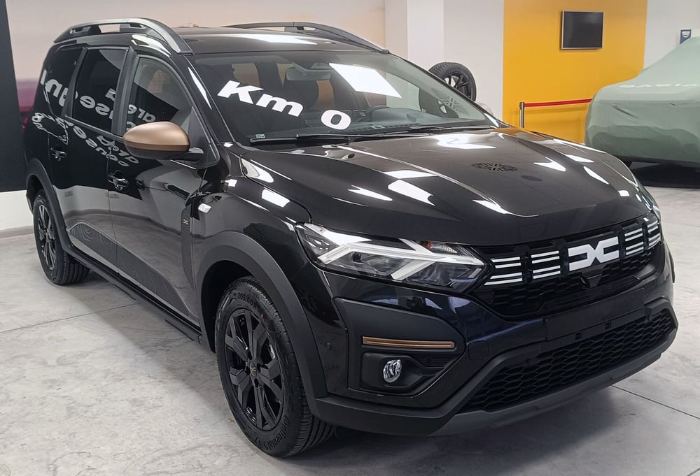 Dacia Jogger nuova a Frosinone (6)